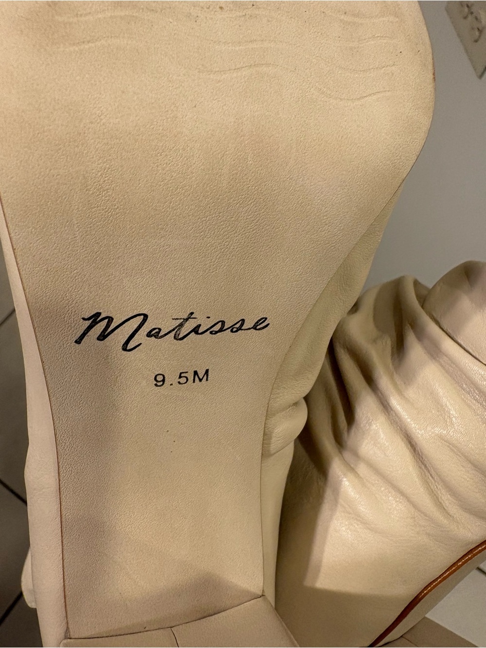 Matisse Colette Ruched Booties - Picture 6 of 9